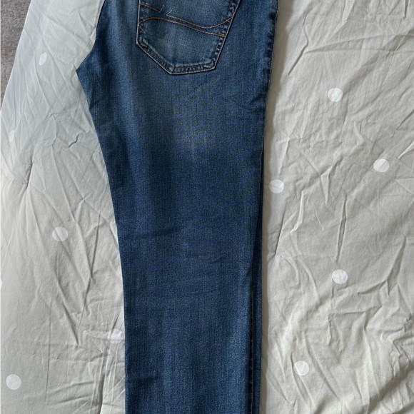Abercrombie and Fitch light wash jeans - Picture 3 of 3